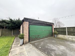 Photo 11- click for photo gallery